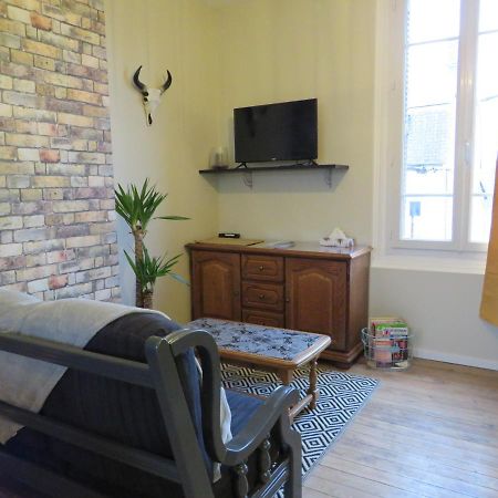 Chez Stella 1 Chambre Et 1 Coin Lits 滨海克里耶勒 外观 照片